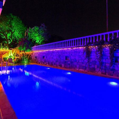 Kabasakal Otel Çeşme Exteriör bild
