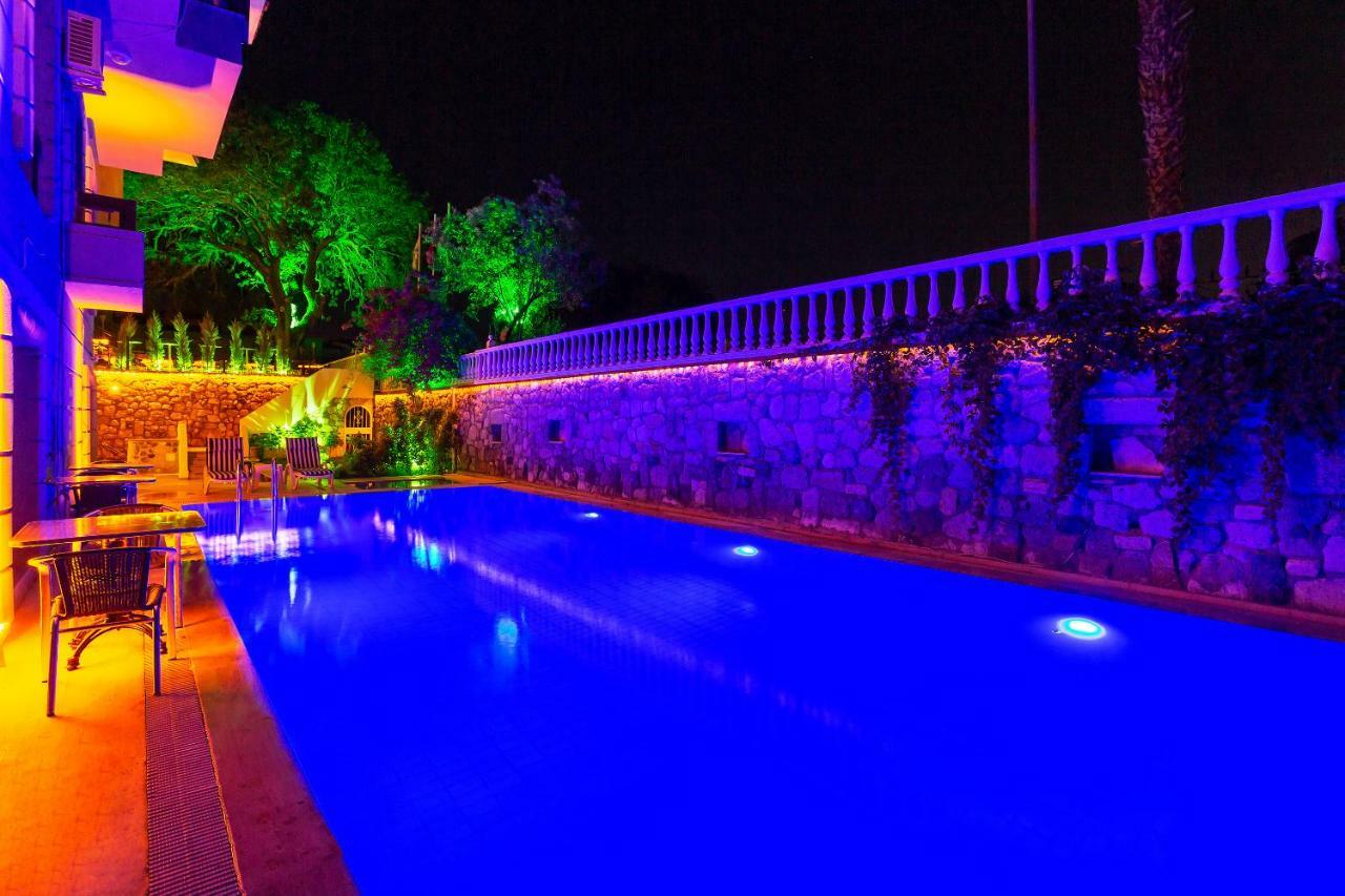 Kabasakal Otel Çeşme Exteriör bild