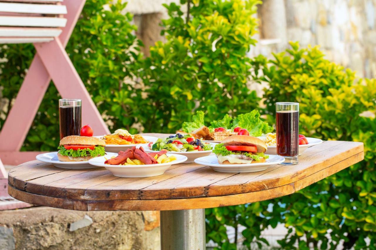 Kabasakal Otel Çeşme Exteriör bild