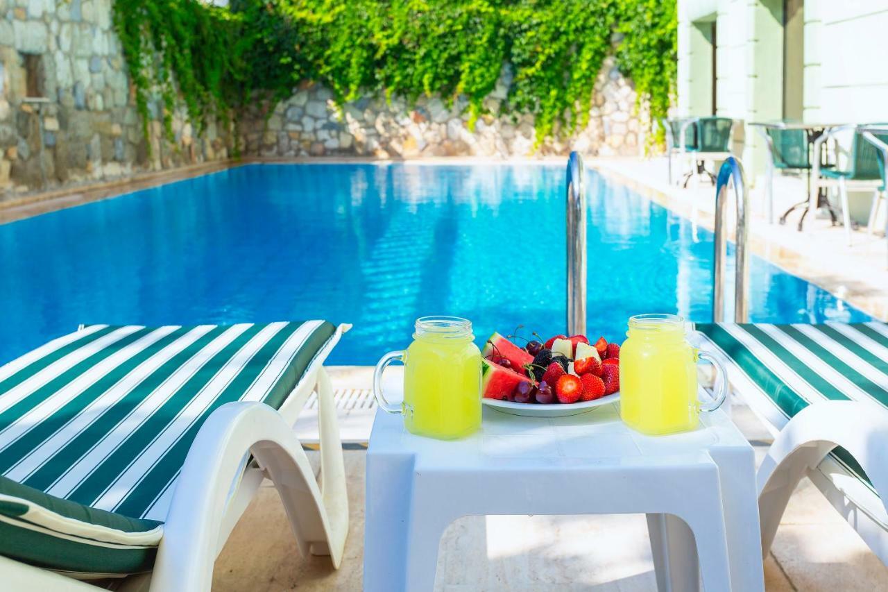 Kabasakal Otel Çeşme Exteriör bild